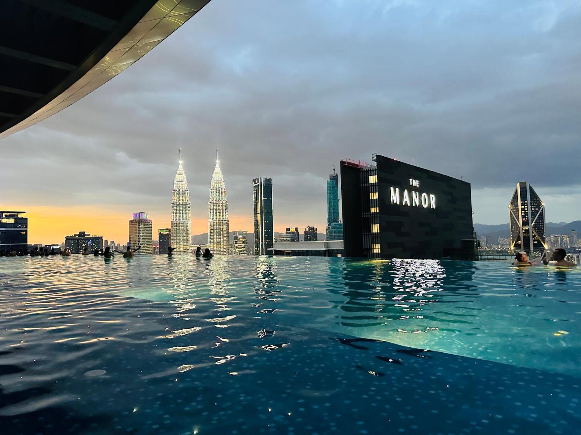 Crystal Suite At Eaton Klcc 吉隆坡 外观 照片