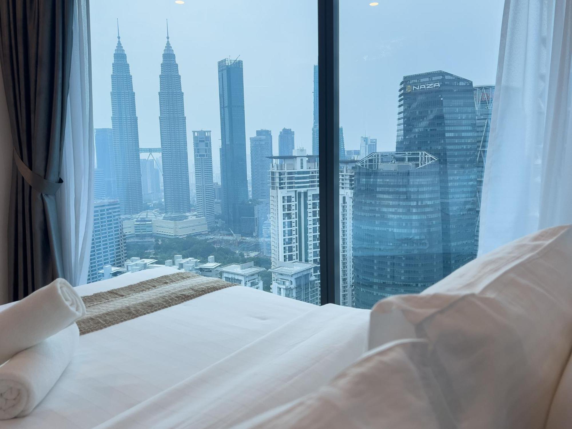Crystal Suite At Eaton Klcc 吉隆坡 外观 照片